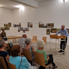 Lesung in der Kulturhalle mit dem Lyriker Keith Armstrong aus Durham. Bild: Universitätsstadt Tübingen