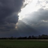 Ein Gewitter zieht &uuml;ber dem Neckartal auf. Bild: Erich Sommer