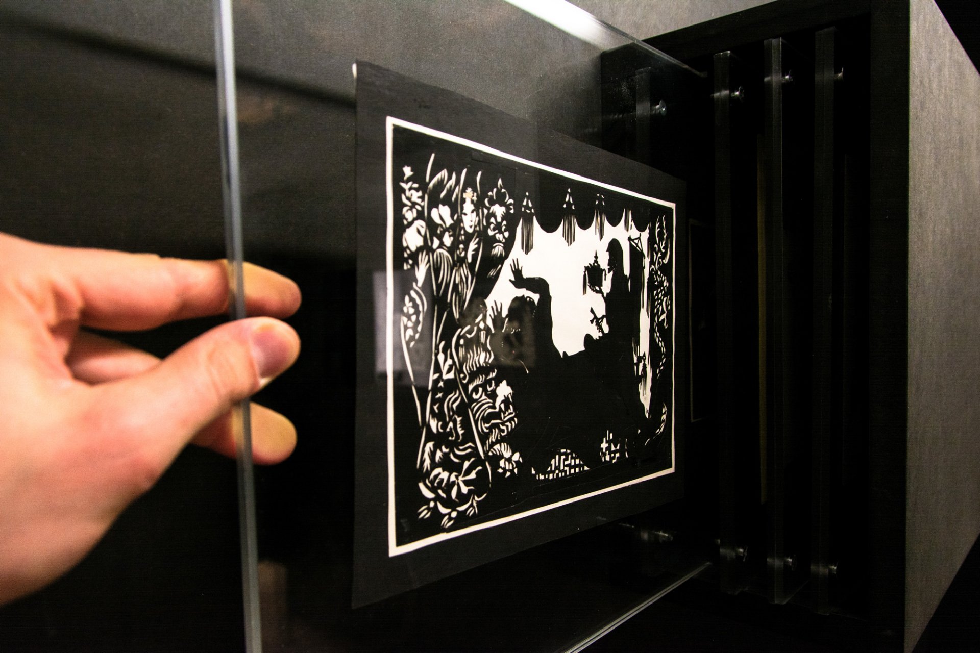reiniger_ausstellung_hand_2000