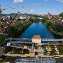 Radbrücke Ost-Einhebung der Brückenteile
Bild: Ulrich Metz