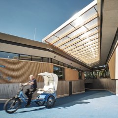 Deutschland, Tübingen, Ein-Ausfahrt Fahrradparkhaus, 05.09.2023, © Heinz Heiss, Lehenstr. 11, 70180 Stuttgart, +49 1718374371, www.heinzheiss.de