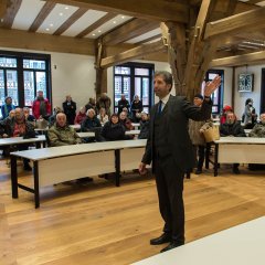 Herzstück des Rathauses und Zentrum der kommunalen Demokratie: der Ratssaal im ersten Stock, wo der Gemeinderat tagt. Bild: Daniel Maurer
