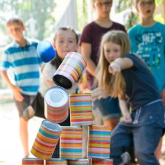 Kinder spielen im Garten der Museumsvilla beim Sommerfest im Juli 2015. Bild: Christoph Jäckle