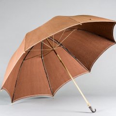 Regenschirm, Anfang des 19.Jahrhunderts, 1940 ohne Angabe zum Vorbesitzer in die Sammlung gekommen.

Bild: Christoph Jäckle
