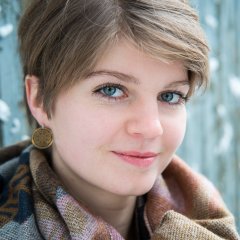 Melina Loser
geboren in Tübingen
seit 2016 Studentin der Sozialen Arbeit in Freiburg

Bild: André Beckershoff