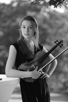 Foto der Violinistin Luise Kallmeyer