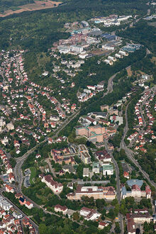 Universitätsklinikum Tübingen: Luftaufnahme der beiden Klinikumsareale Berg und Tal