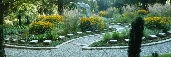 Die Urnengemeinschaftsgrabstätte „Mein letzter Garten“ auf dem Tübinger Bergfriedhof